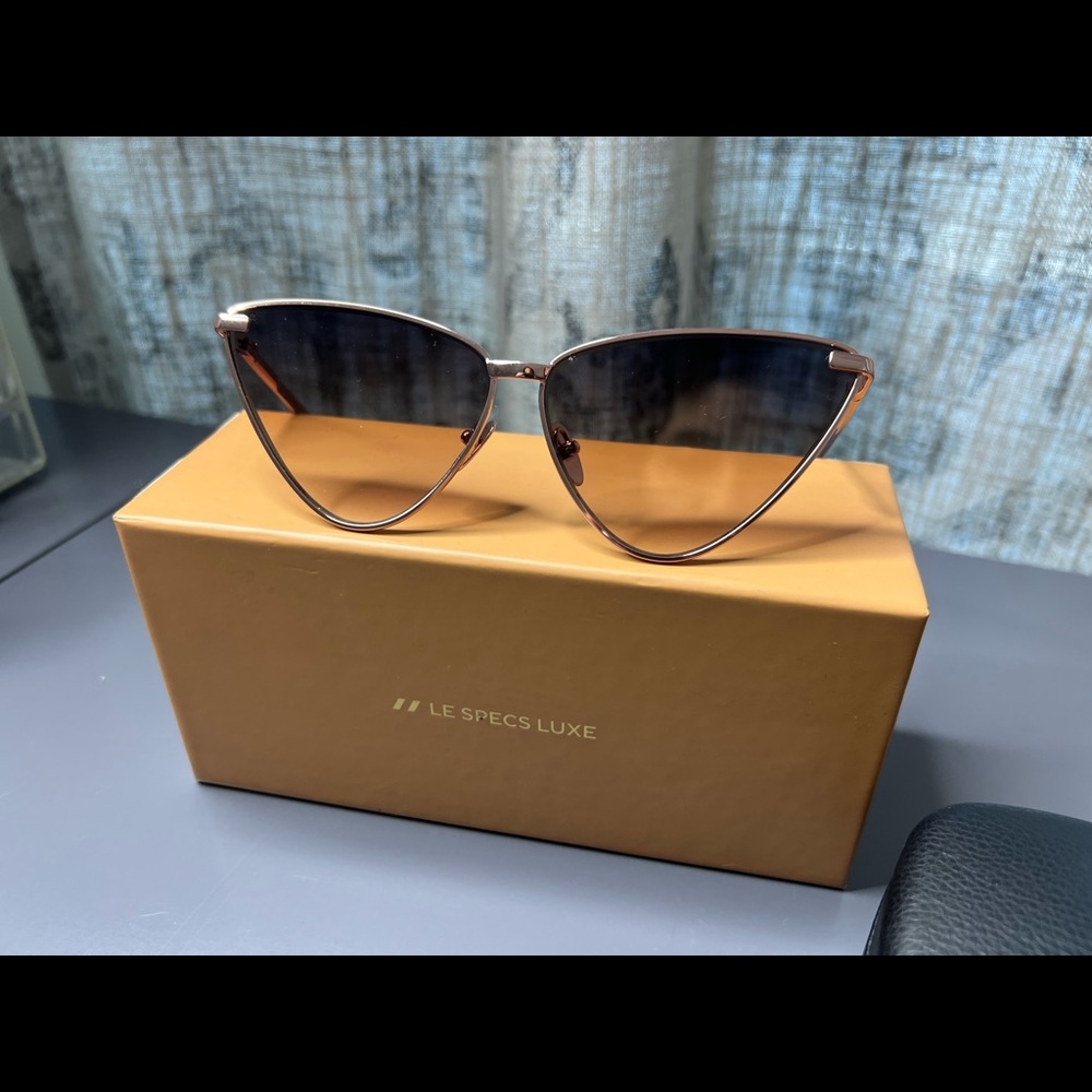 Le Specs Luxe Women's Nero Cat Eye Sunglasses